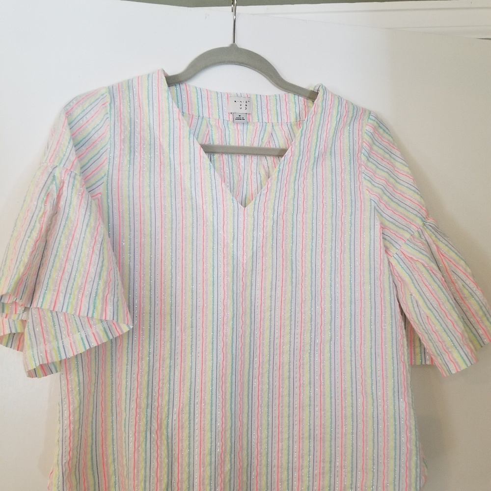 Flared short sleeve blouse